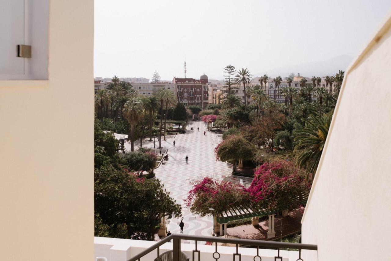 Hotel Melilla Centro エクステリア 写真