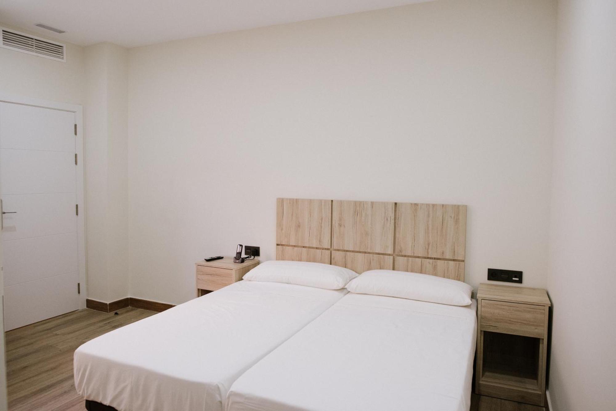 Hotel Melilla Centro エクステリア 写真