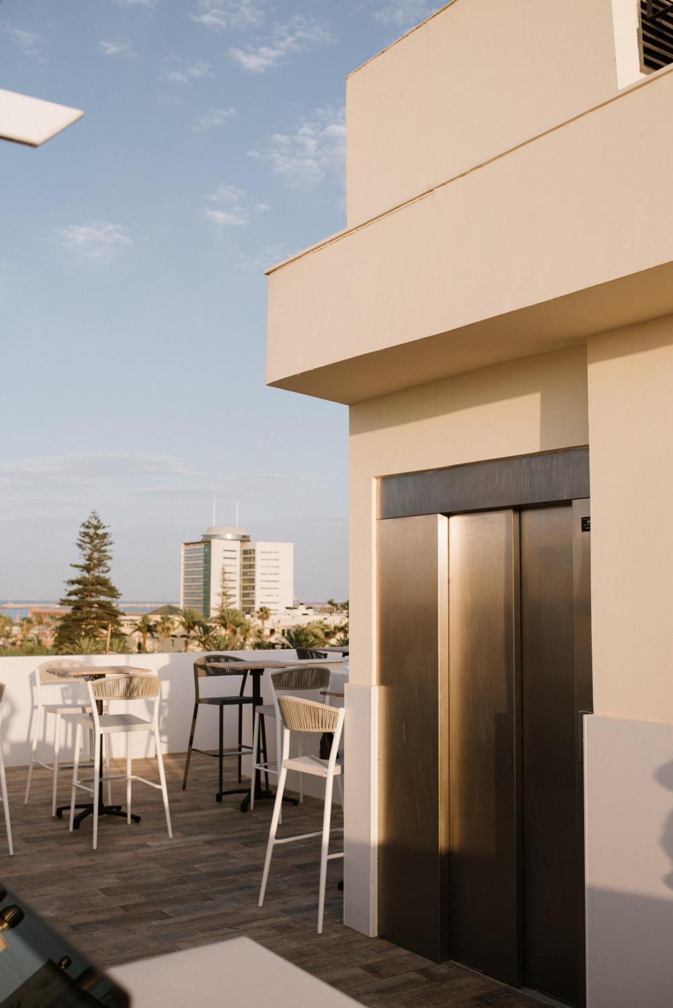 Hotel Melilla Centro エクステリア 写真