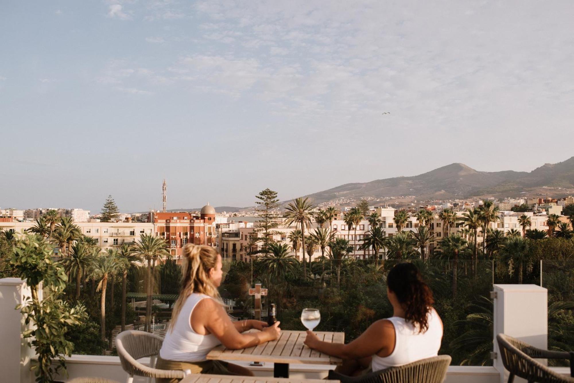 Hotel Melilla Centro エクステリア 写真