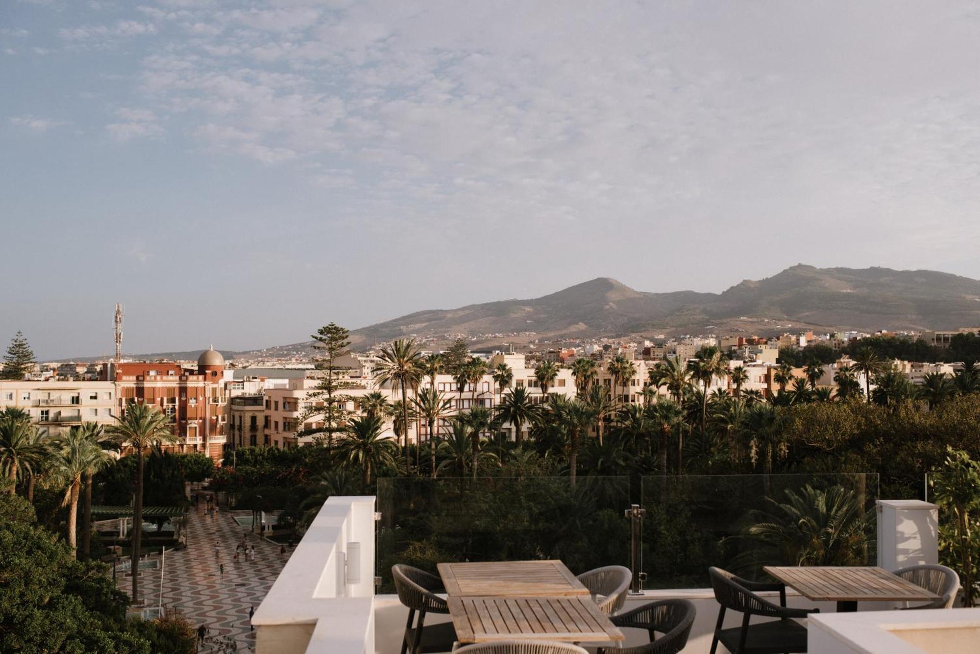 Hotel Melilla Centro エクステリア 写真